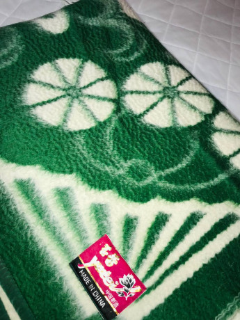 mir-veshheitorgnaturalnoe-verblyuze-odeyalo-big-0