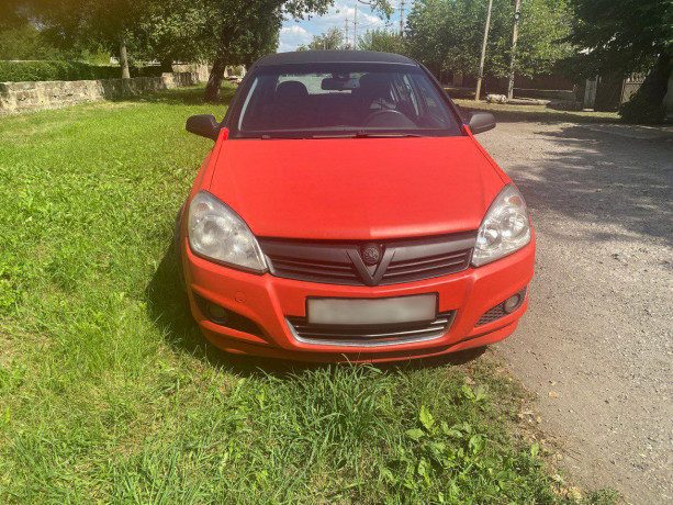 opel-astra-h-restailing-big-3