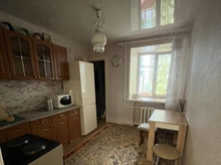 Сдаётся 1-к. квартира в Калининском районе на долгий срок.