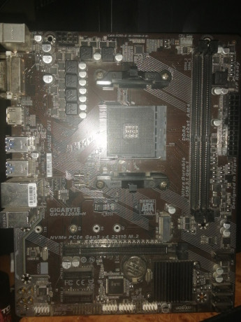 materinskaya-plata-gigabyte-ga-a320m-h-big-0