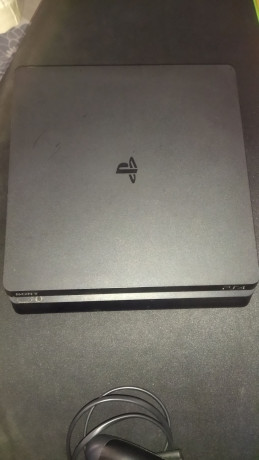 ps4-slim-500gb-big-1