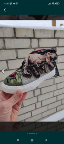 novye-kedy-dlya-malcika-v-stile-dinozavr-26-28-big-0