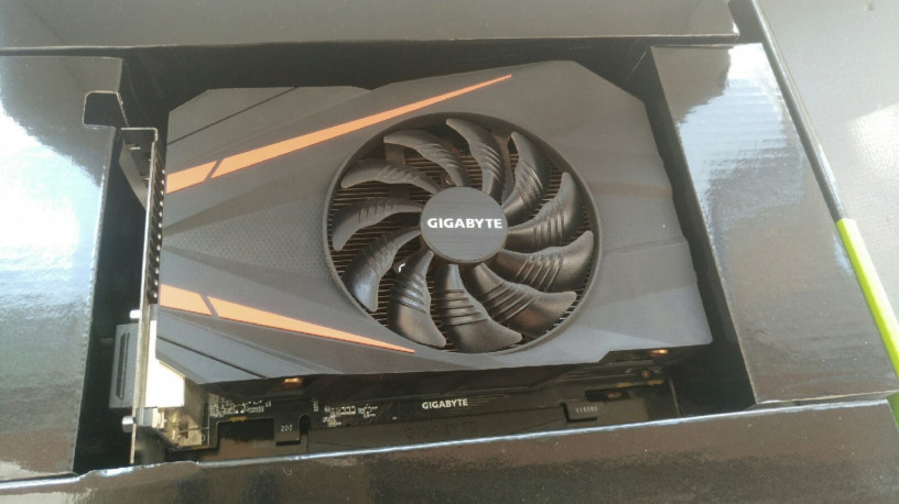 gigabyte-gtx-1060-oc-3-gb-big-1