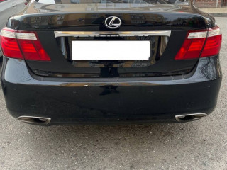 Продам Lexus LS 460