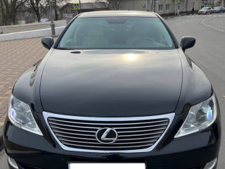 Продам Lexus LS 460