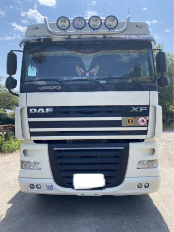 prodam-daf-xf-105510-daf-big-2