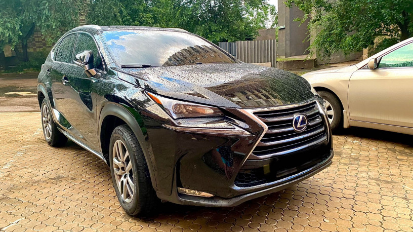 lexus-nx-300h-gibrid-ne-gruzin-ne-ssa-italiya-polnyi-privod-big-0