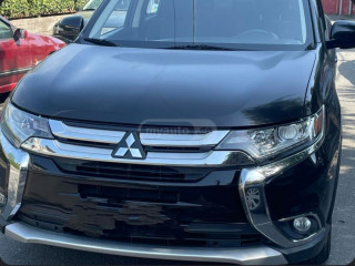 Mitsubishi Outlander 2017