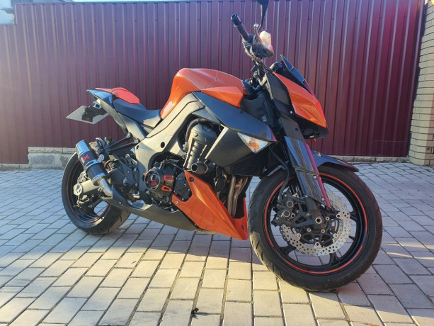 kawasaki-z1000r-2013-big-0