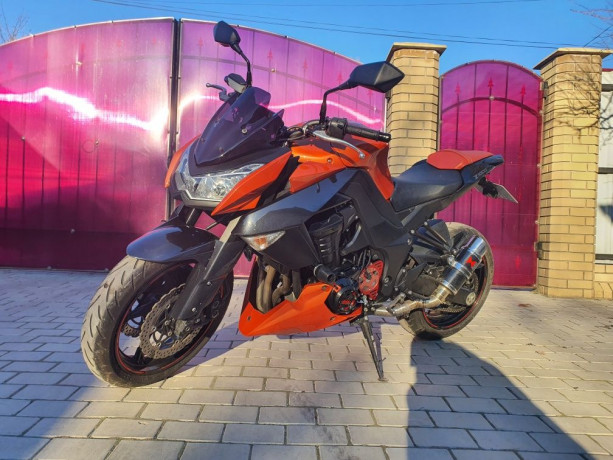 kawasaki-z1000r-2013-big-1