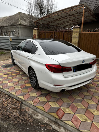 prodam-bmw530e-big-3