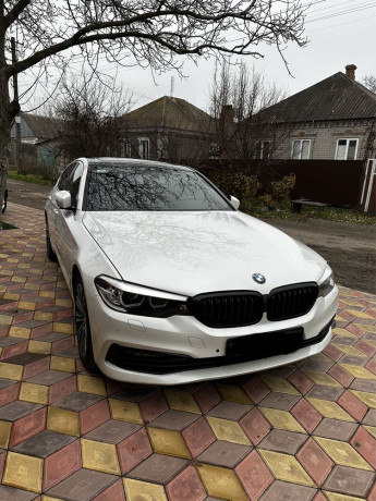 prodam-bmw530e-big-1