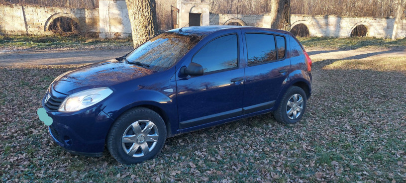 prodam-renault-sandero-2009g-v-otlicnom-sostoyanii-big-2