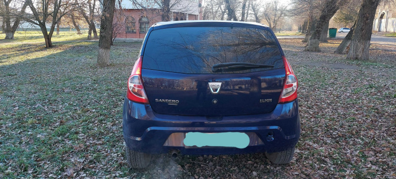 prodam-renault-sandero-2009g-v-otlicnom-sostoyanii-big-3
