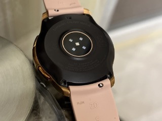 Часы женские Samsung Galaxy Watch