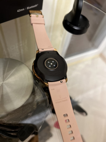 casy-zenskie-samsung-galaxy-watch-big-2