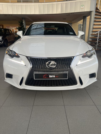 lexus-is-250-f-sport-4awd-big-2