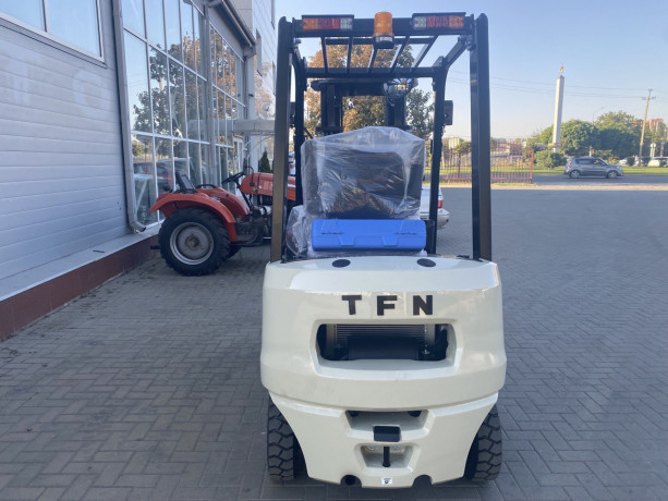 vilocnyi-pogruzcik-tfn-cpcd18xrw10-big-1