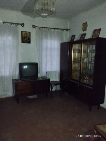prodam-dom-park-energetikovsk-121-gaz-po-zaboru-xorosii-garaz-big-2