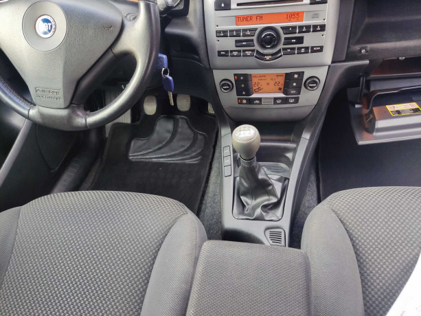 fiat-stilo-2005-god-big-2