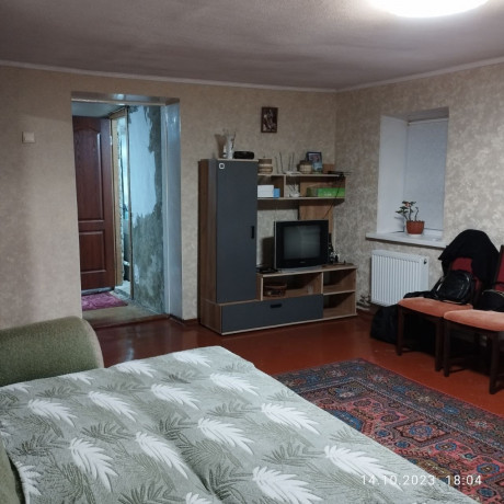 prodam-domulpetrovskogo-za-mostomsikarnoe-mestoraspolozenie-big-0