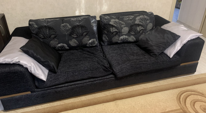 prodam-komplekt-divan-i-dva-kresla-big-0