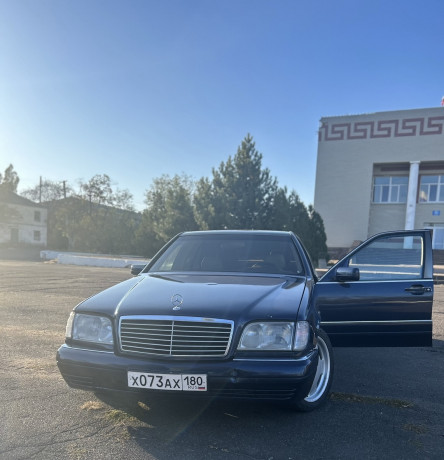 prodam-avtomobil-legendu-v-otlicnom-sostoyanii-big-0