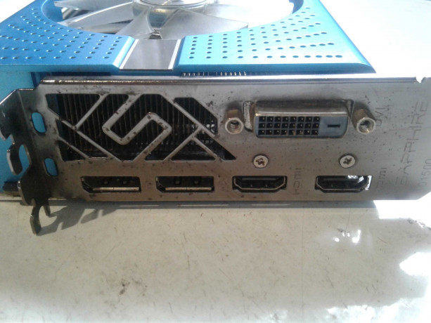 videokarta-sapphire-rx-590-gme-nitro-special-editionse-big-2