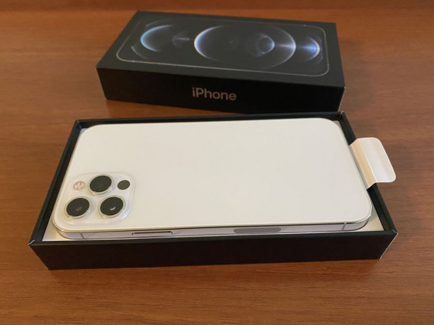 apple-iphone-12-pro-128gb-silver-s-podarockami-v-otlicnom-sostoyanii-big-1