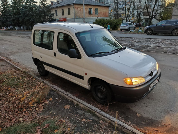 prodam-peugeot-partner-big-0