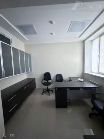 arenda-pomeshheniya-s200-m2-v-centre-g-makeevki-dnr-big-1