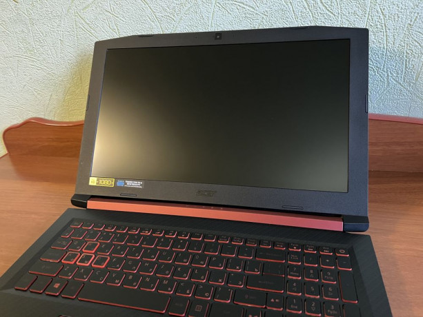 prodam-igrovoi-i-stilnyi-noutbuk-ot-acer-nitro-5-v-cvete-shale-black-big-4
