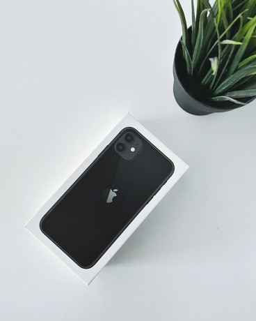 aplle-iphone-11128-big-2