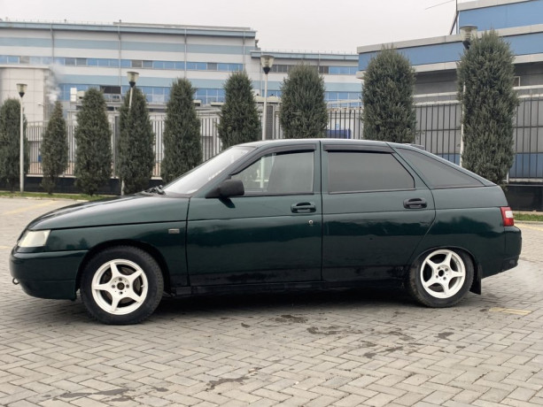 vaz-21112-srocno-2002god-big-3