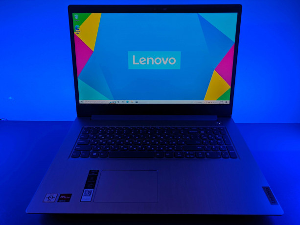 lenovo-173-amd-3150-vega-rassrocka-big-0