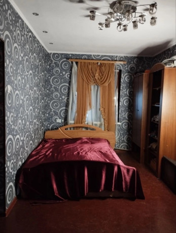 prodam-dom-240m2-g-aleksandrovsk-big-1