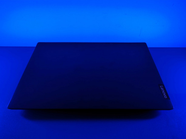 lenovo-15-ada-amd-athlon-3150u-rassrocka-big-1