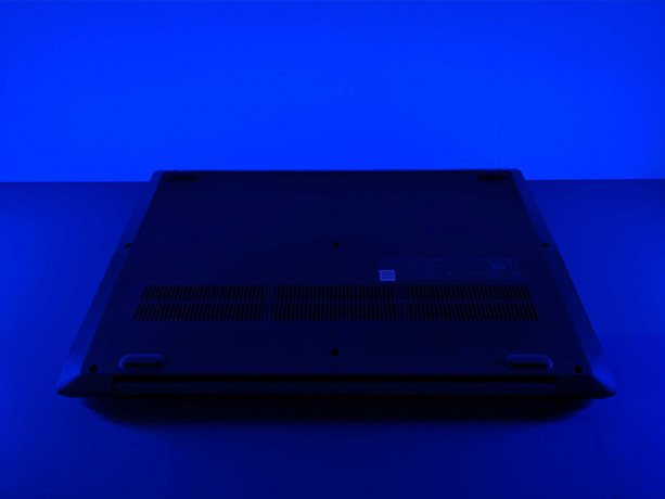 lenovo-15-ada-amd-athlon-3150u-rassrocka-big-2