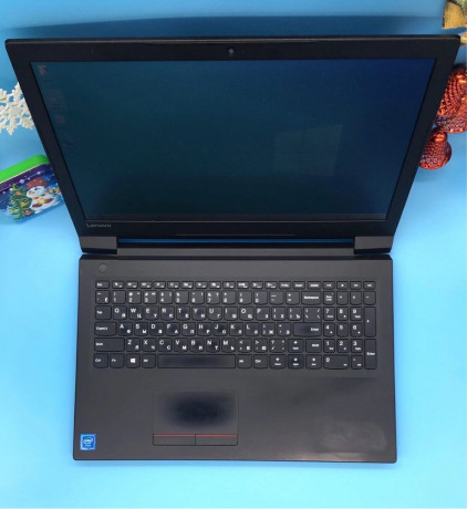 noutbuk-lenovo-v110-15iap-big-1