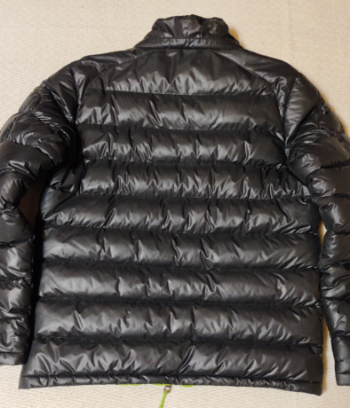 muzskaya-zimnyaya-kurtka-big-1