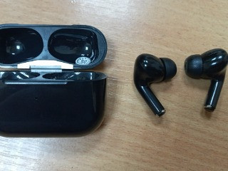 Беспроводные наушники AirPods Pro