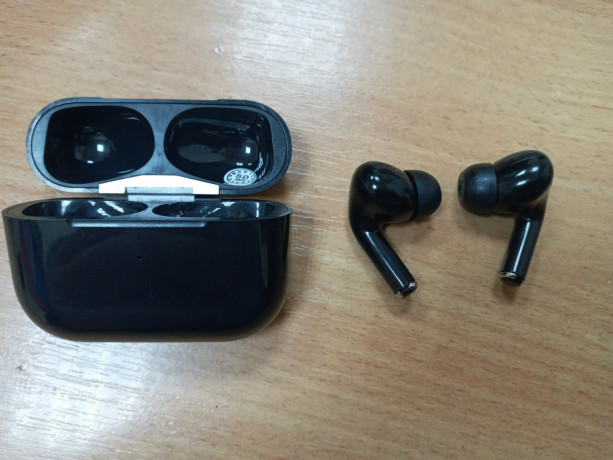 besprovodnye-nausniki-airpods-pro-big-2