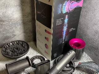 Фен Dyson hd08