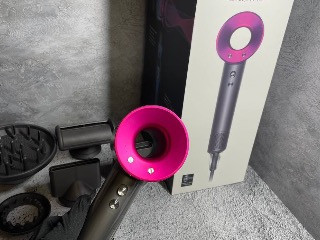 Фен Dyson hd08