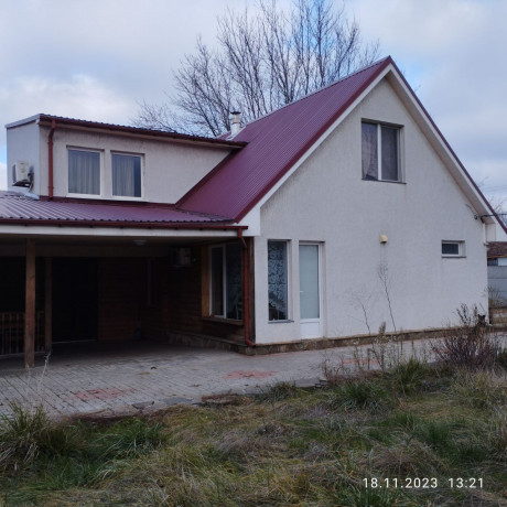 dom-2x-etaz-120mkv-banya-na-drovax-zona-barbekyu-teplyi-pol-kamin-ulsvetlogo-puti-big-0