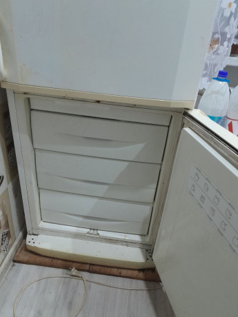 xolodilnik-ardo-bu-big-1