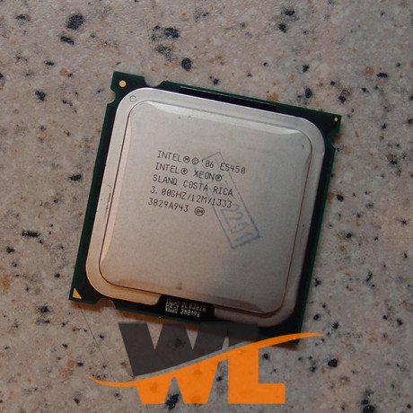processor-intel-xeon-e5450-dlya-soketa-775-big-0