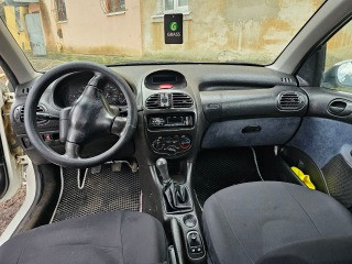 Продам Peugeot 206