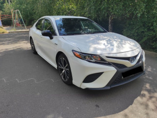 Продам Toyota Camry xv70 SE Hybrid 2019