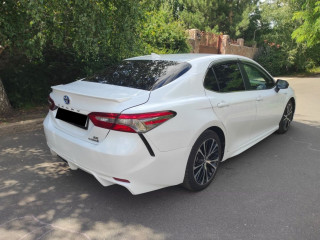 Продам Toyota Camry xv70 SE Hybrid 2019